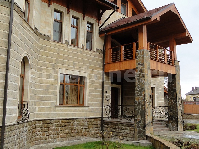 Облицовка дома ракушечником