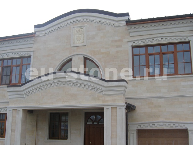 Фасад из дагестанского камня