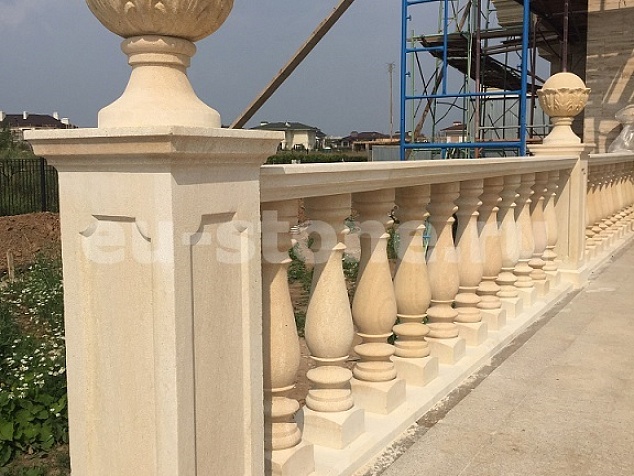 Шар из песчаника