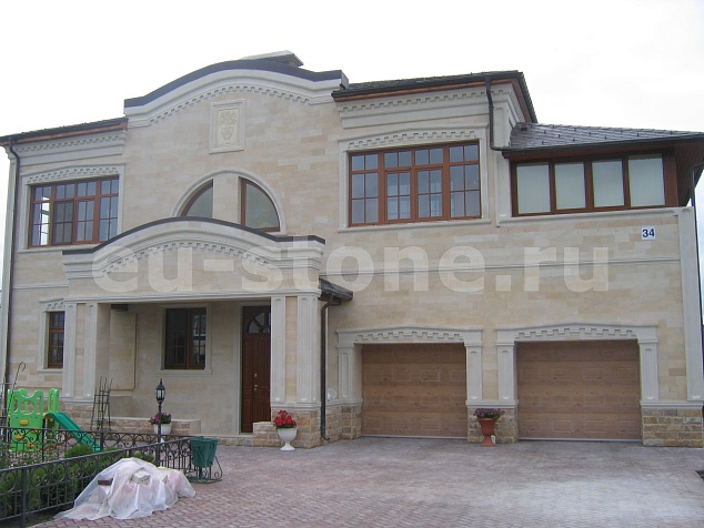 Облицовка фасада песчаником