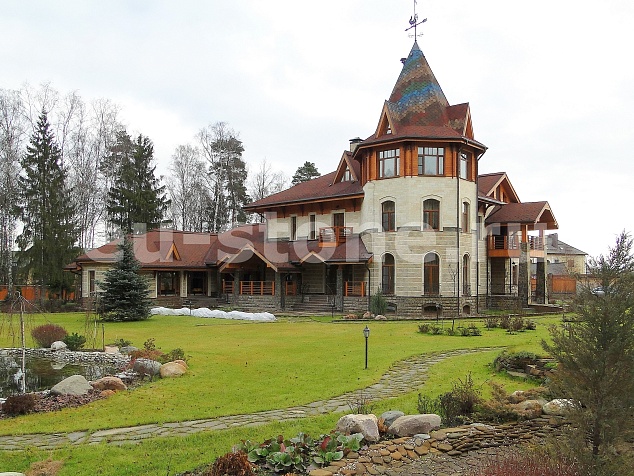 Отделка фасада дагестанским камнем