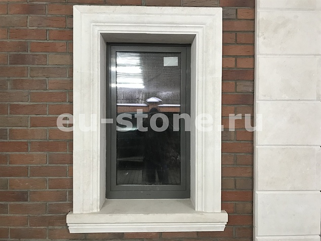 Облицовка фасада дома известняком