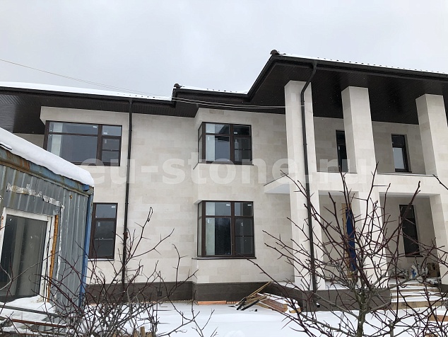 Отделка фасада доломитом