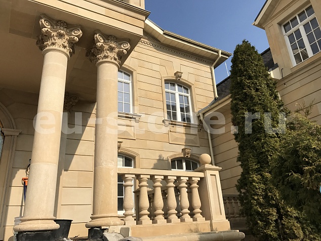 Фасад из ракушечника